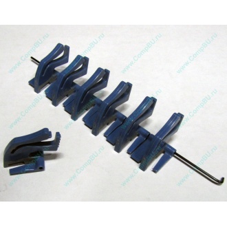 Пластиковые защелки от серверов HP для планок-заглушек PCI (Апрелевка)